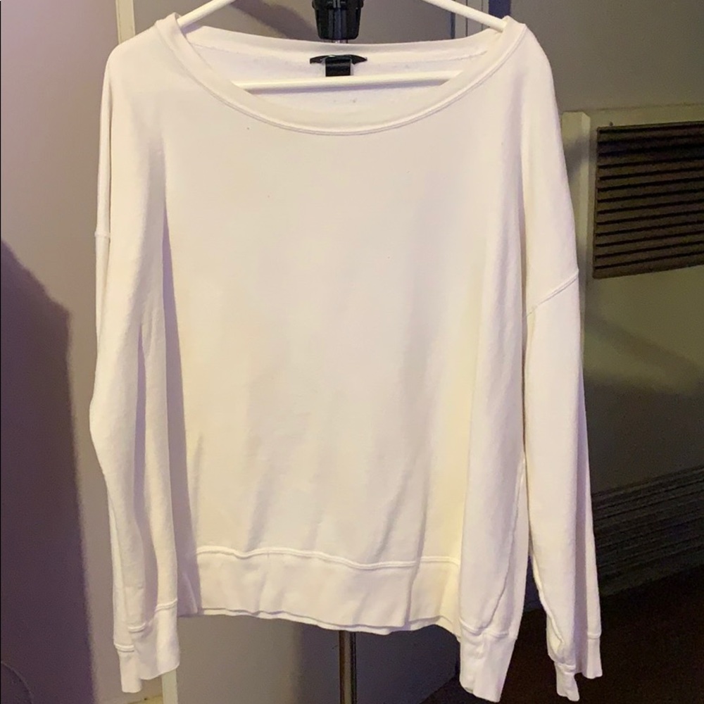 Mods International white sweatshirt